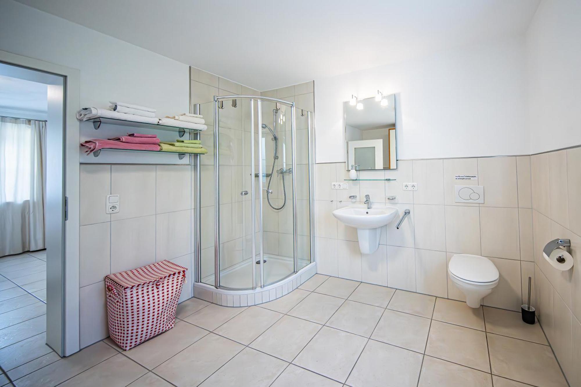 Schoene Ferienwohnung Vor Den Toren Pullman Citys Zwei Aicha vorm Wald Buitenkant foto
